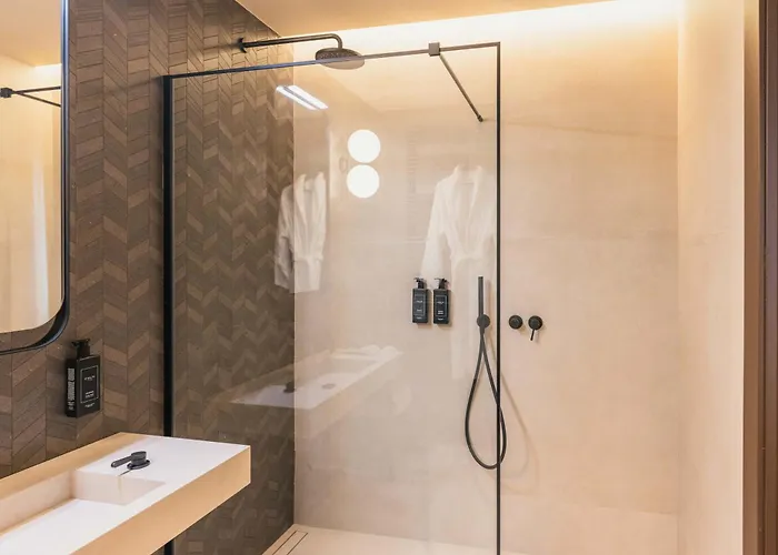 Lenel Boutique - La * Brescia