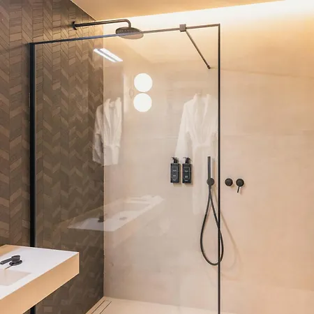 Lenel Boutique - La * Brescia