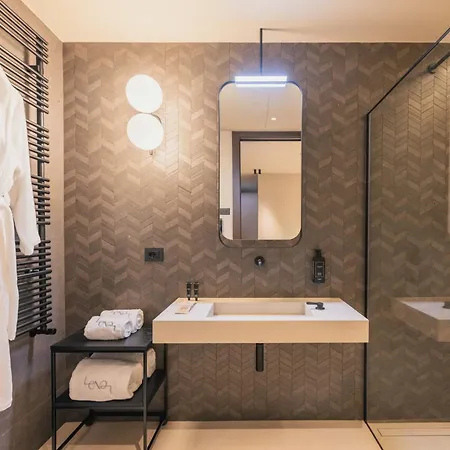 Lenel Boutique - La Inn