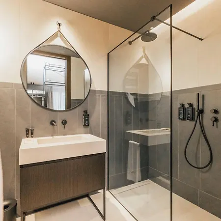 Inn Lenel Boutique - La Brescia