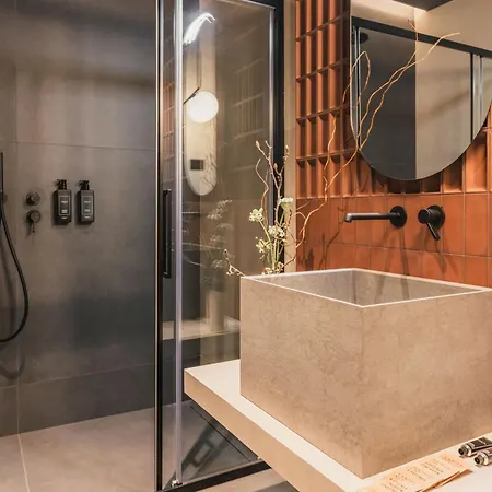 Lenel Boutique - La Inn Brescia