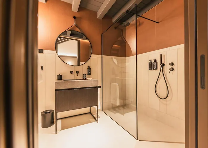 Lenel Boutique - La Inn Brescia